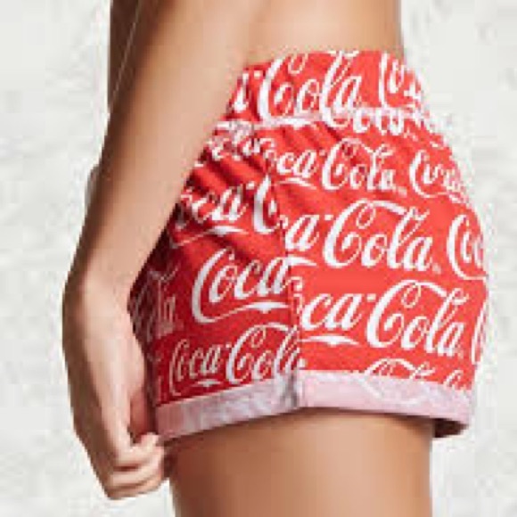 Forever 21 Coca-Cola Print Pj Shorts - Picture 2 of 6